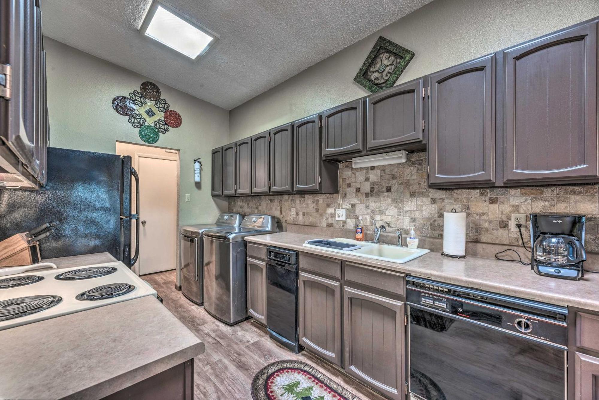 Alto Condo With Deck 2 Mi To Ruidoso Winter Park! Exterior foto